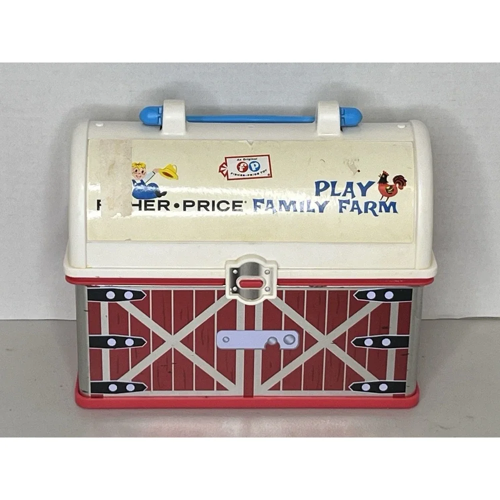 2008 Fisher Price Little People Play Family Farm Lunch Box‎ Barn Carrying Case